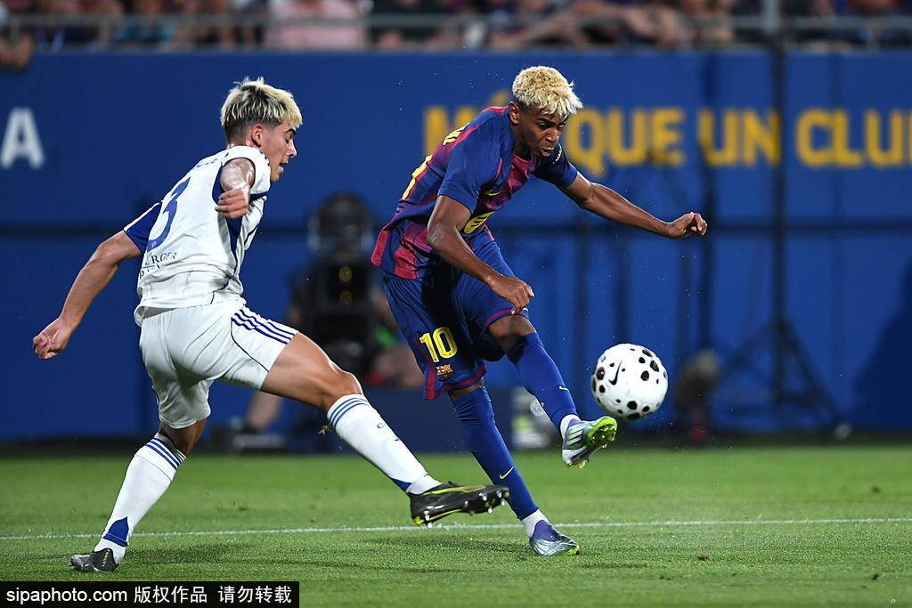 使得巴萨在, 除了拉什福