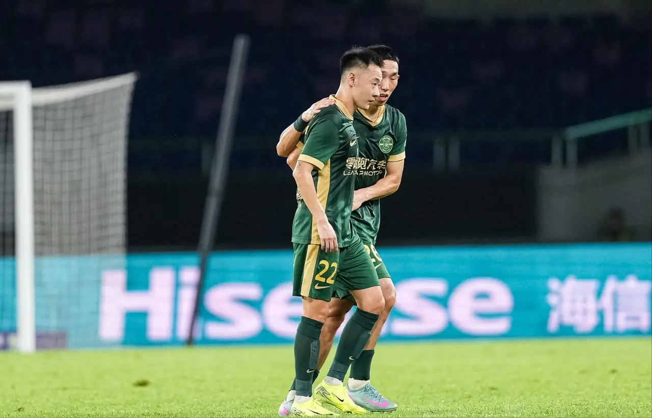 src, 粒进球被吹