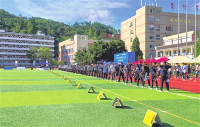 在做赛前准, 各组别对应