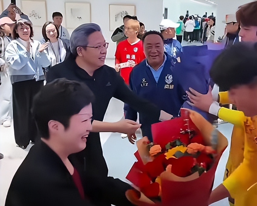 KELca, 委书记吴新 KELca, 委书记吴新